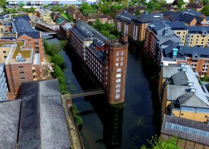 아파트 I Should Cocoa 요크