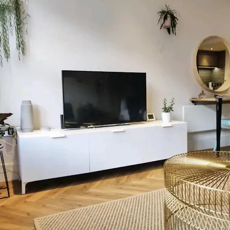 I Should Cocoa Apartman *